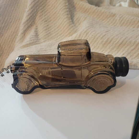 Vintage Avon Car Decanter Collectible. -- -ITEM #1582 - Picture 3 of 6
